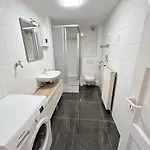 Διαμέρισμα & Monteurwohnung Ίζερλον